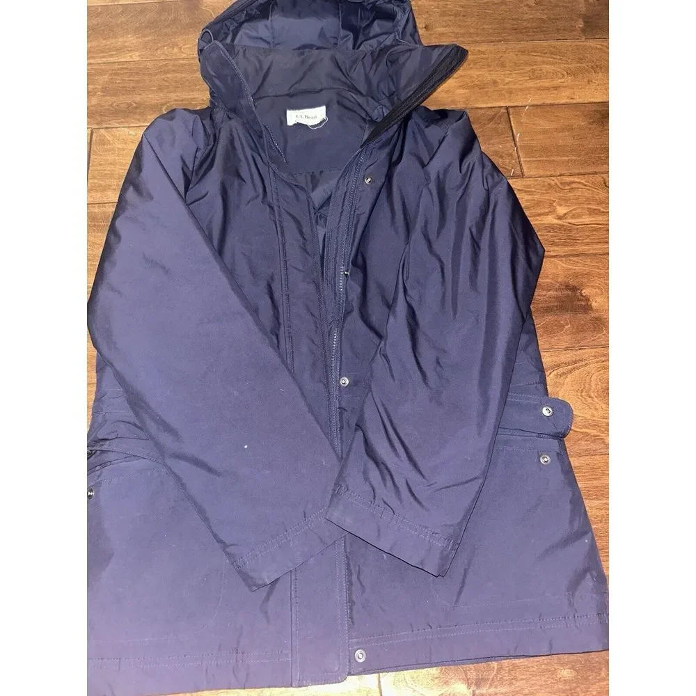 LL Bean Womens Winter Puffer Jacket Thinsulate Insulation‎ Used